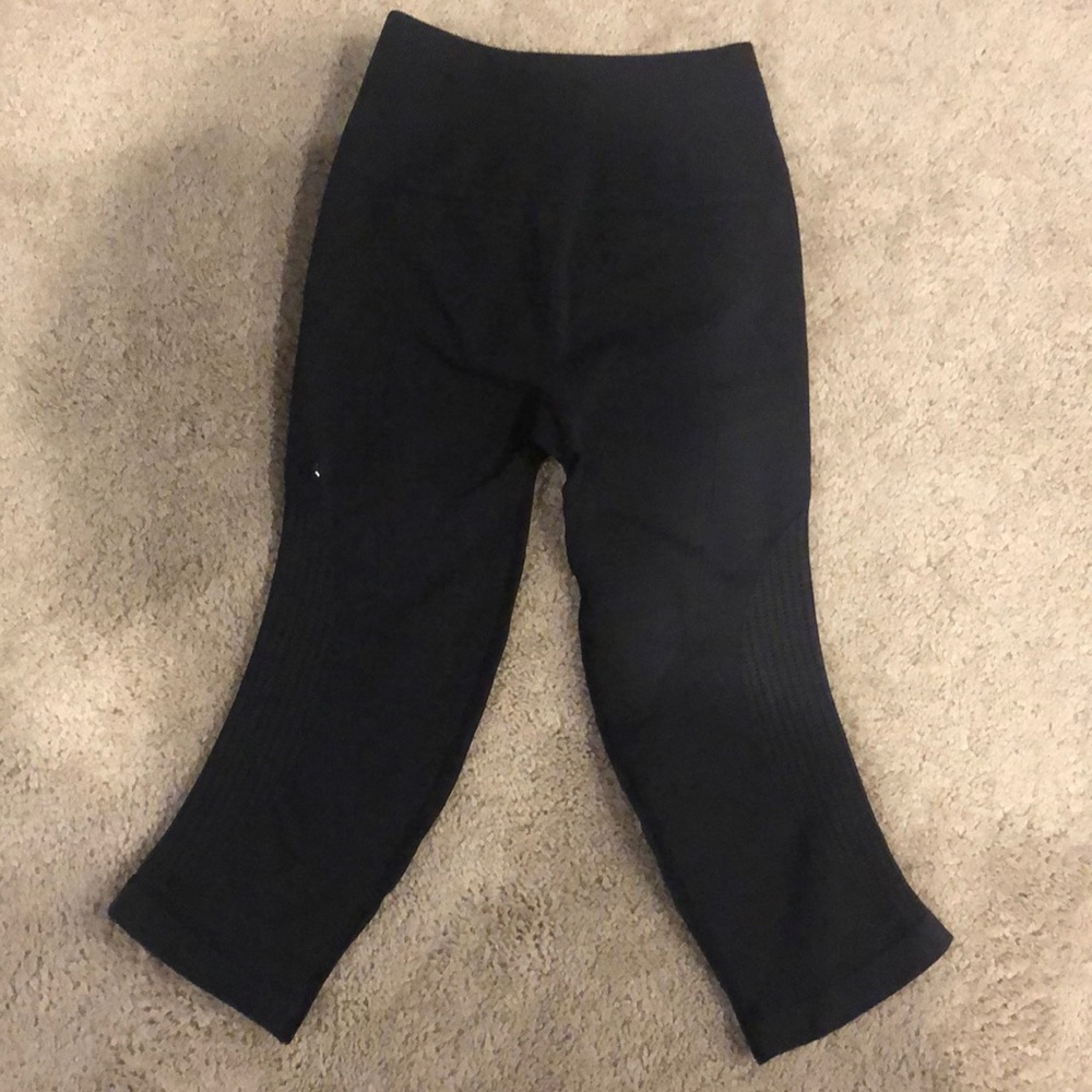 Lululemon Crop Workout Pants